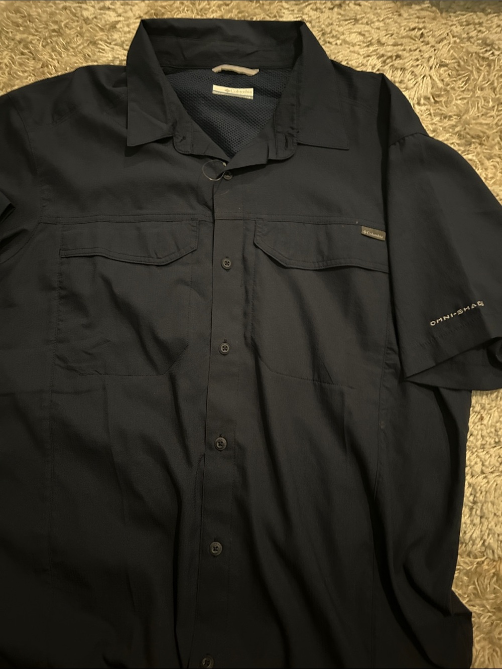 Columbia Navy Short-Sleeve Omni-Shade Button Shirt NWT - Picture 1 of 4